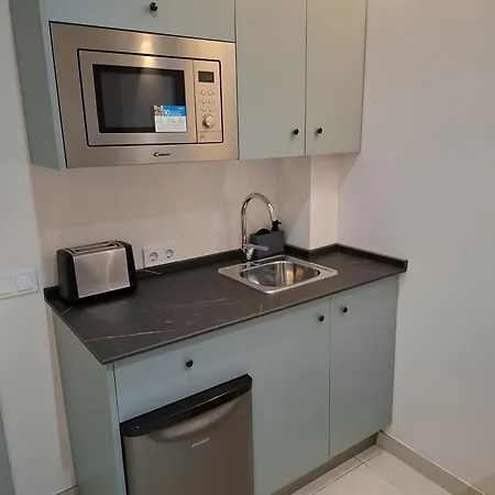 ゲストハウス Exotique 3*